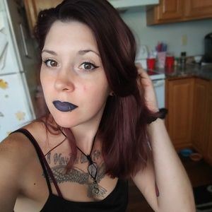 Meet your Posher, Sherri-ann